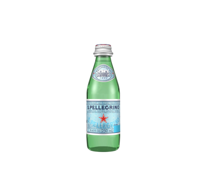 Agua con gas san pellegrino        