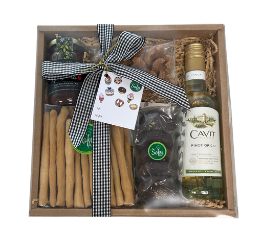 [025633] 1e. Caja con palitroques, jalea de pimentón con ají chombo, rosquitas 2 uds. , galletas crisp con caramelo, chocolate oscuro, sal y pecans, cavit pinot grigio chico.